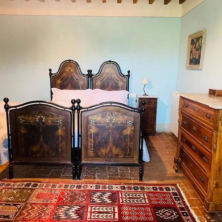 Locanda Di Santantimo Bed & Breakfast Chiassa Superiore Bagian luar foto