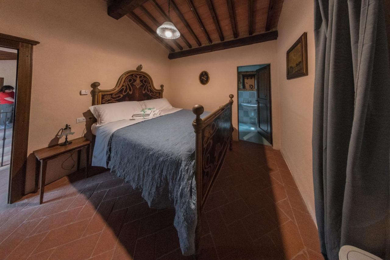 Locanda Di Santantimo Bed & Breakfast Chiassa Superiore Bagian luar foto